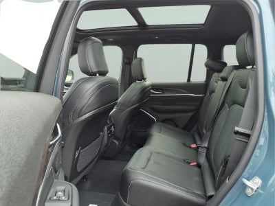2027 Jeep Grand Cherokee Limited Reserve