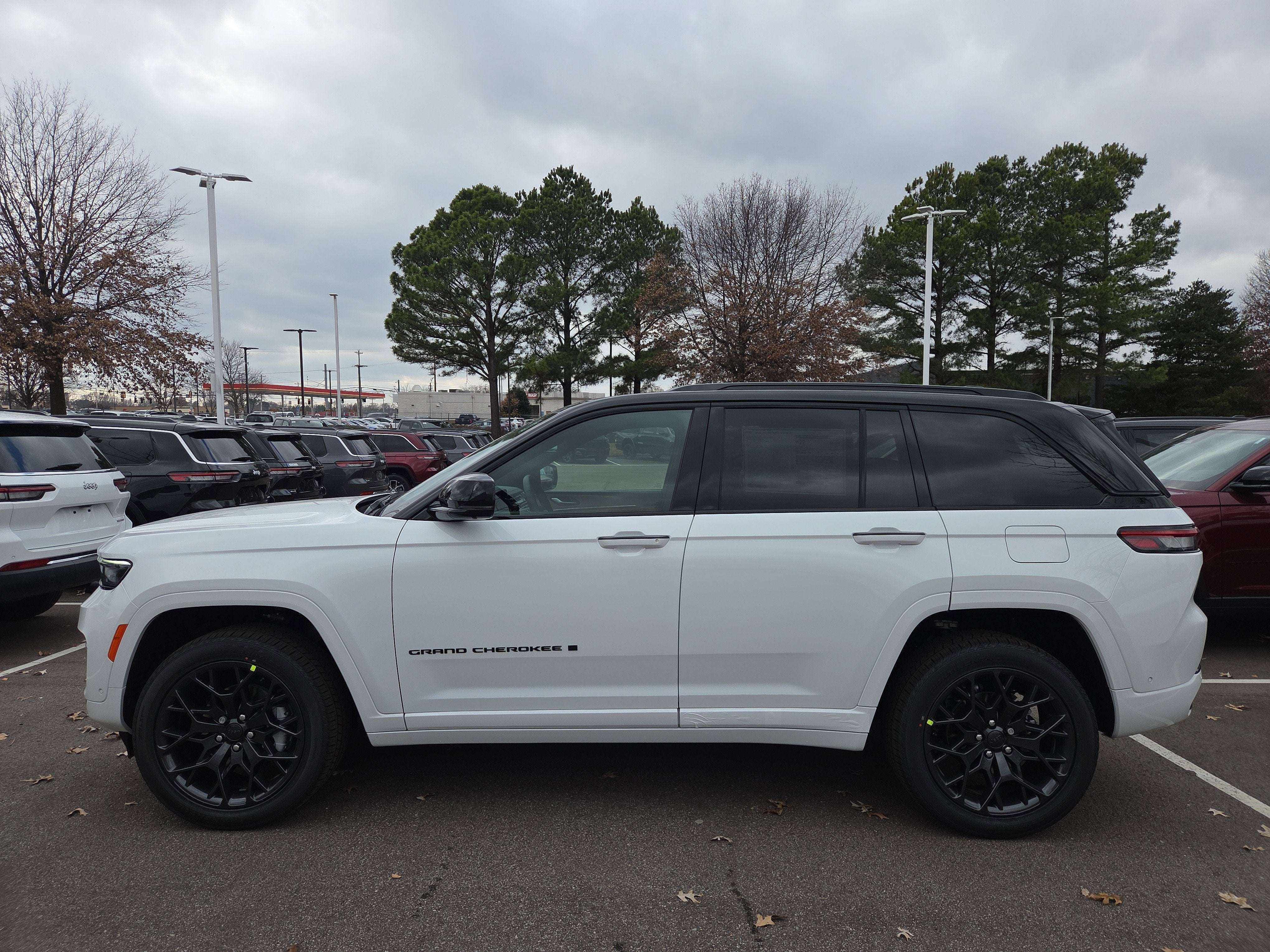 2025 Jeep Grand Cherokee Summit Reserve