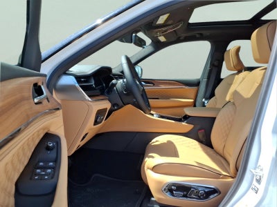 2025 Jeep Grand Cherokee Summit Reserve