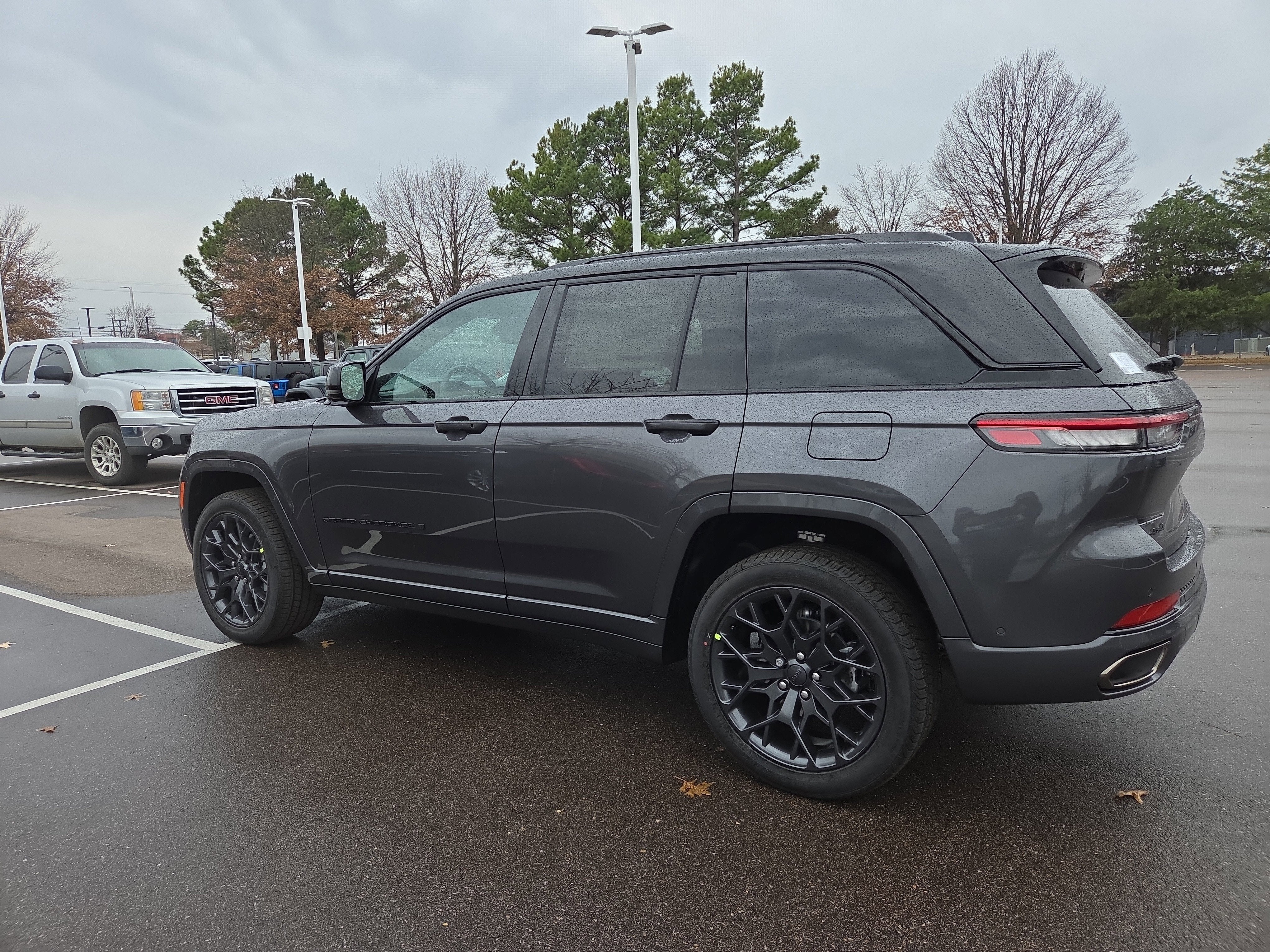 2025 Jeep Grand Cherokee Summit