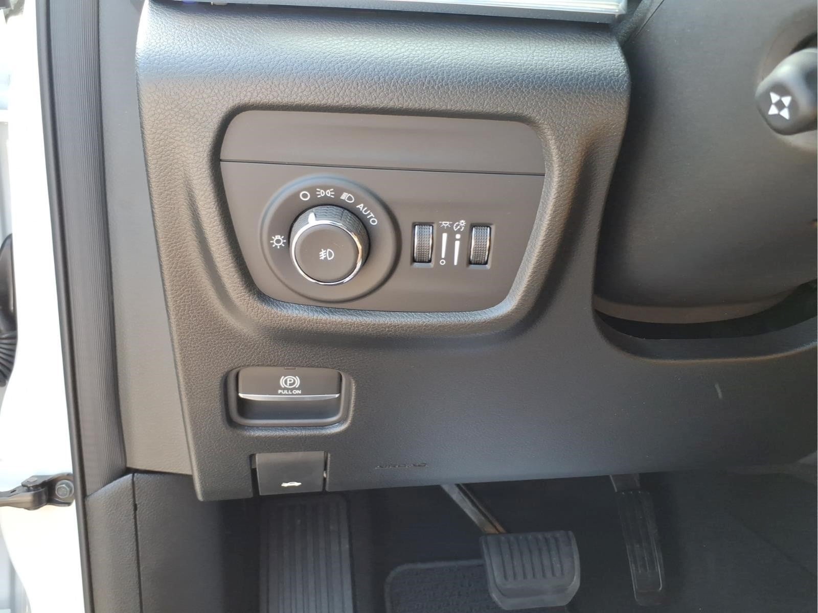 2025 Jeep Grand Cherokee Summit 4x4