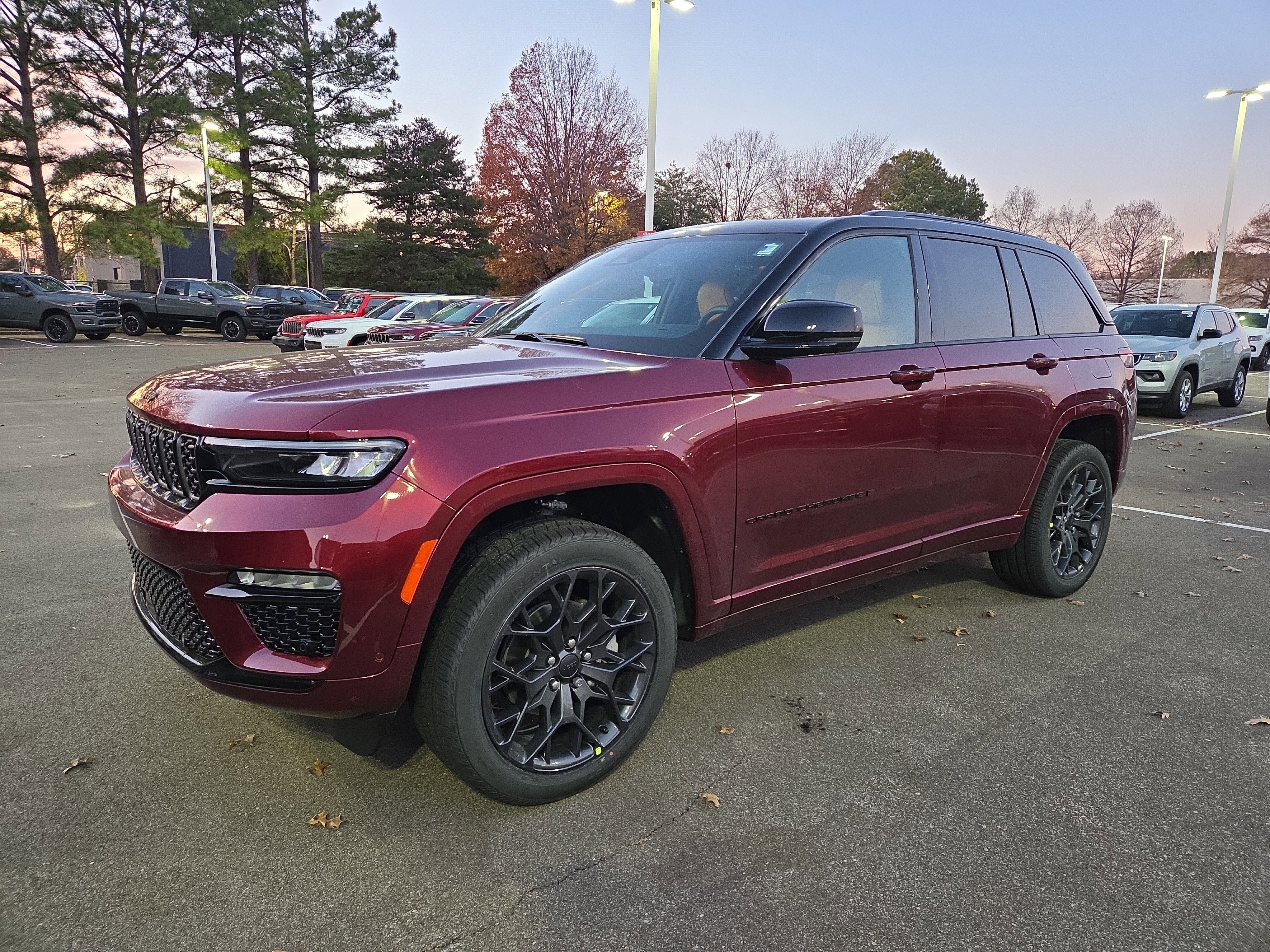 2025 Jeep Grand Cherokee Summit