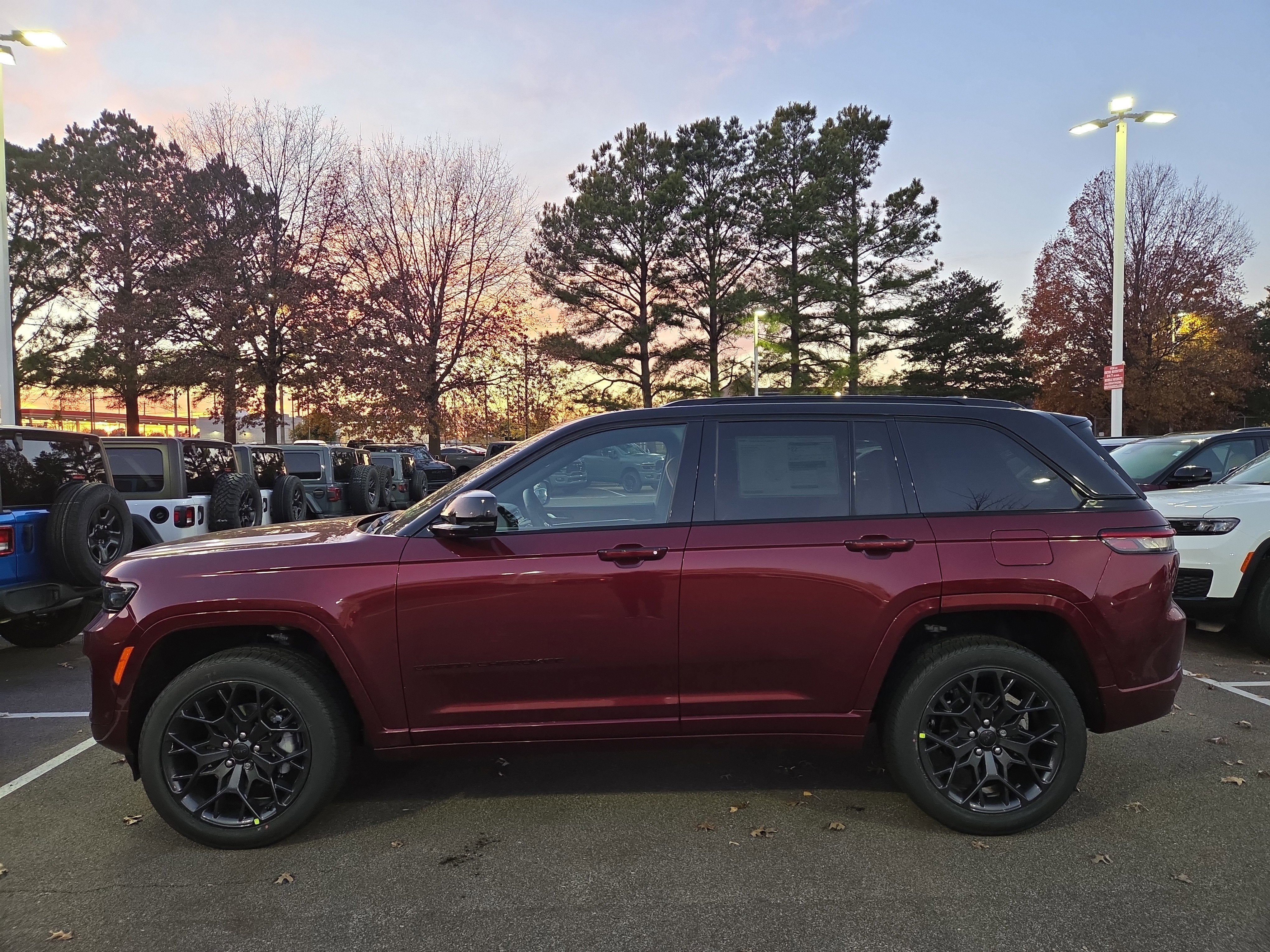 2025 Jeep Grand Cherokee Summit