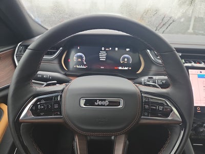 2025 Jeep Grand Cherokee Summit