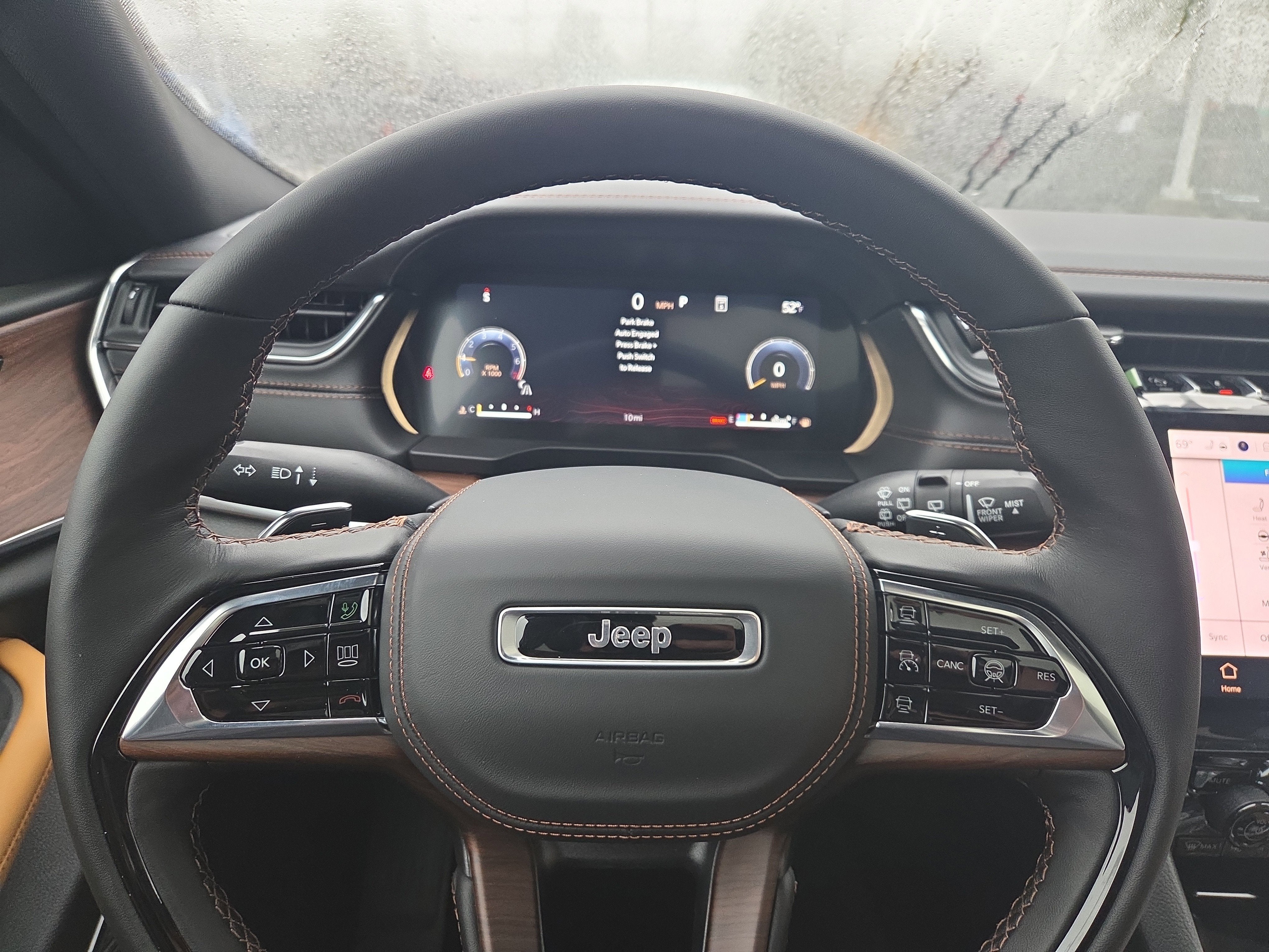 2025 Jeep Grand Cherokee Summit