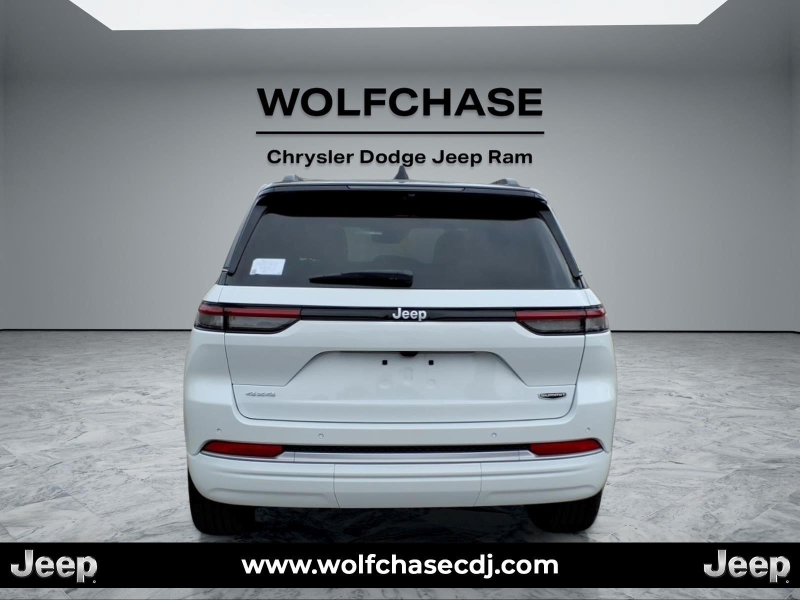 2027 Jeep Grand Cherokee Summit