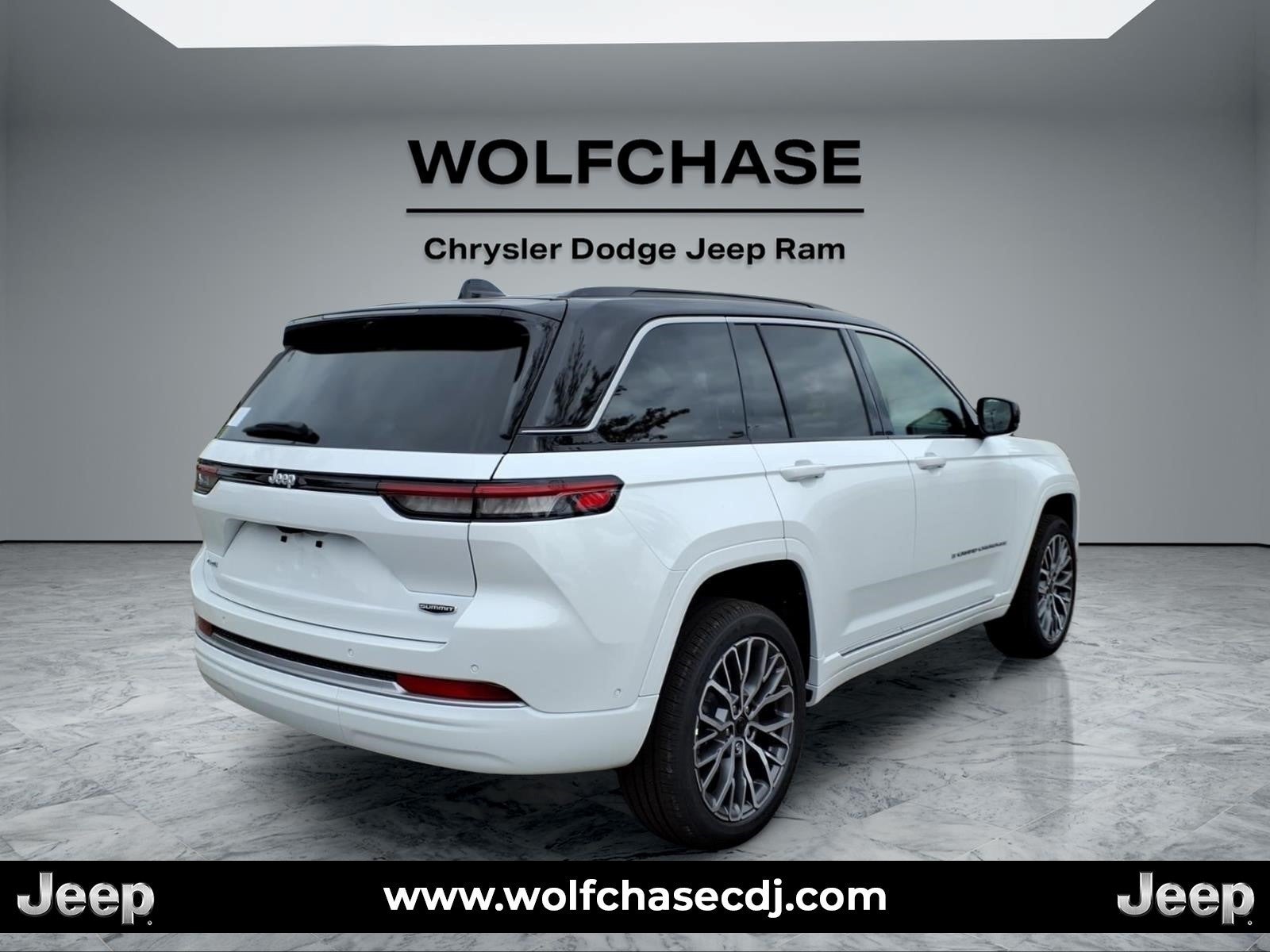 2027 Jeep Grand Cherokee Summit