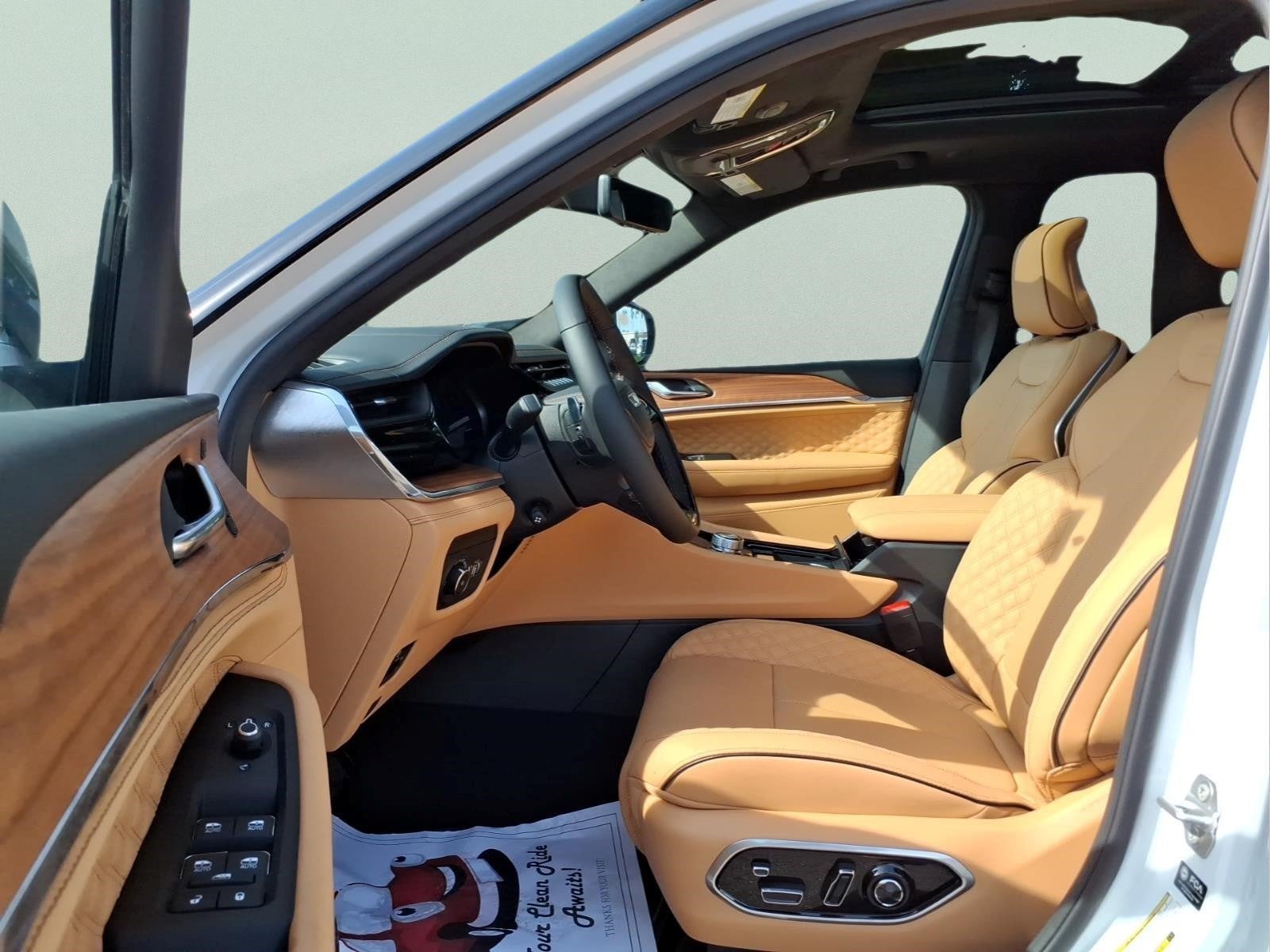 2026 Jeep Grand Cherokee Summit