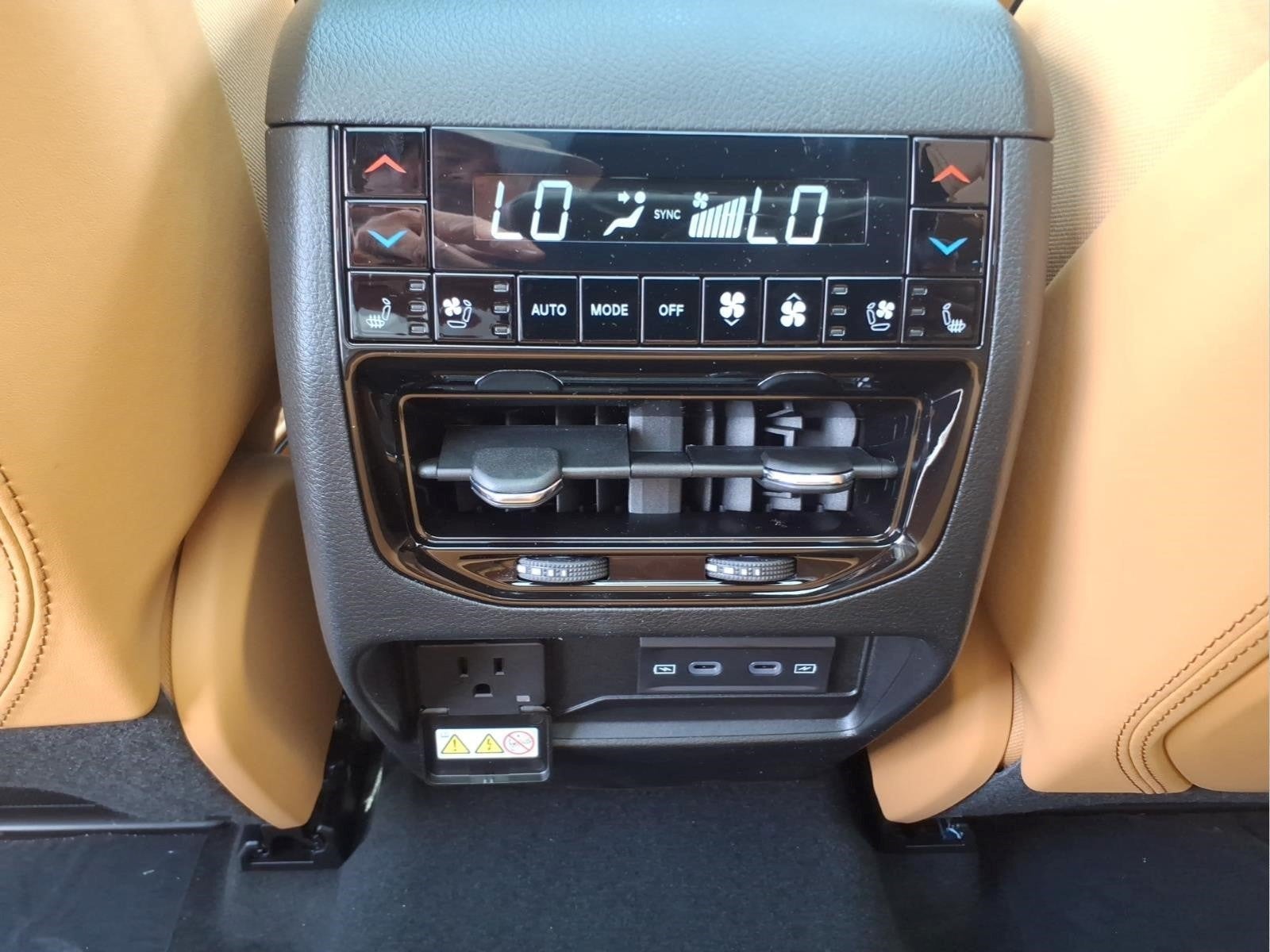 2026 Jeep Grand Cherokee Summit 4x4