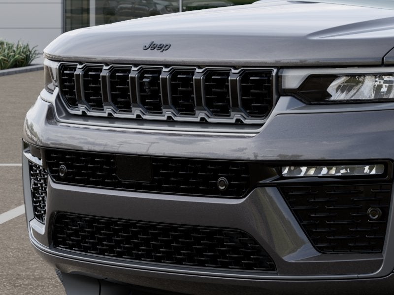 2026 Jeep Grand Cherokee Summit 4x4