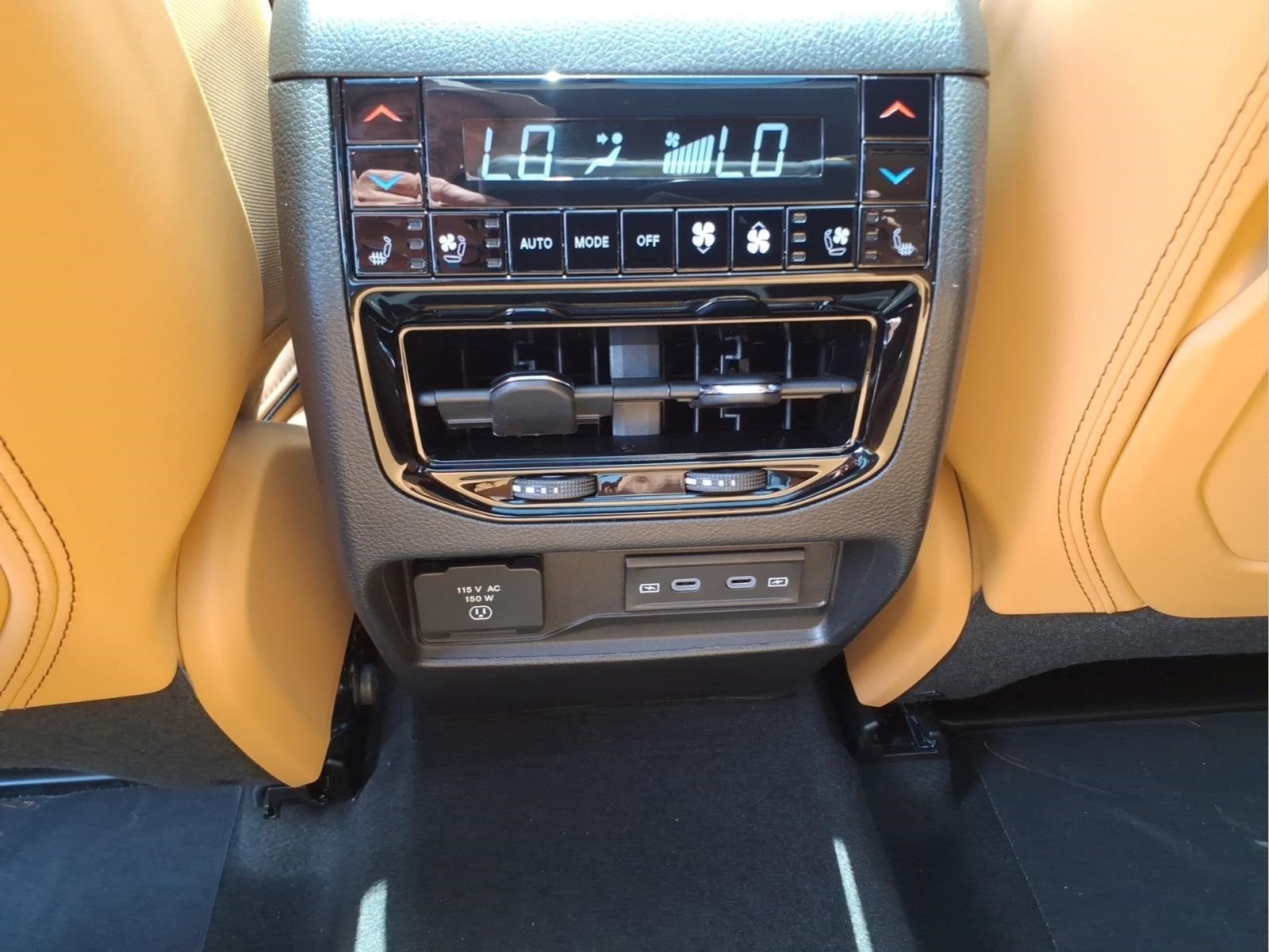 2026 Jeep Grand Cherokee Summit 4x4