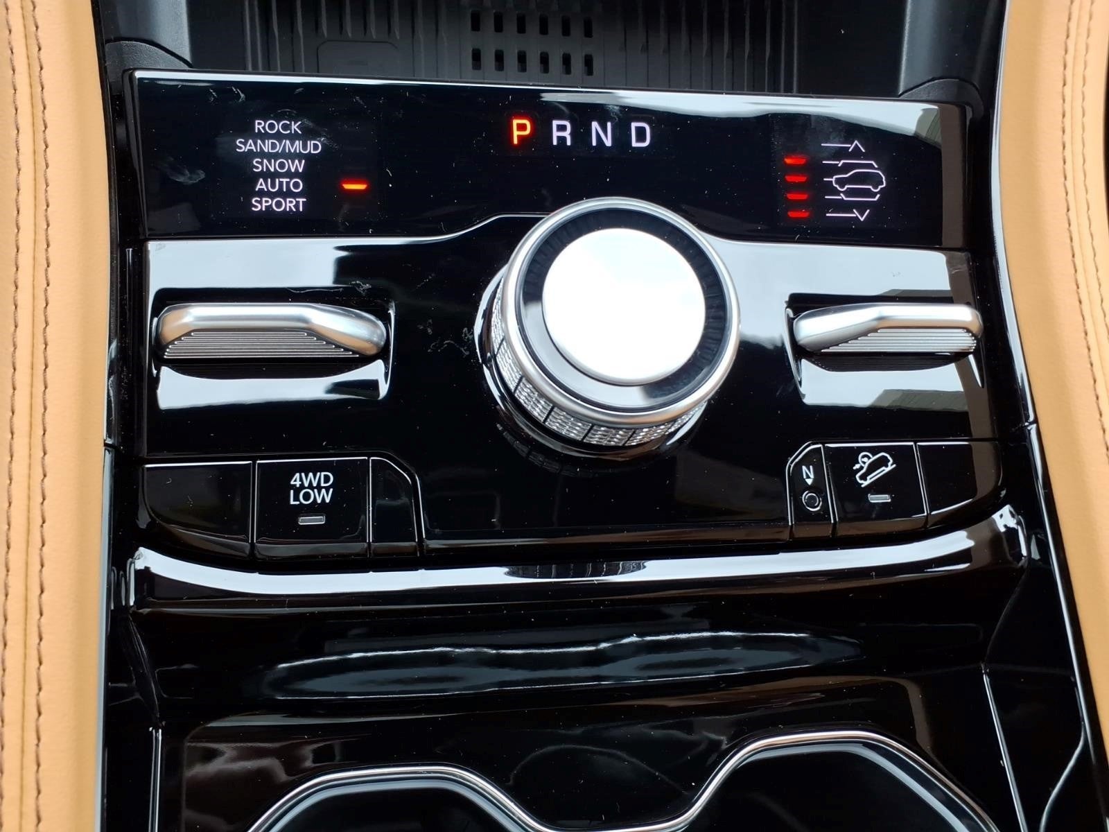 2027 Jeep Grand Cherokee Summit