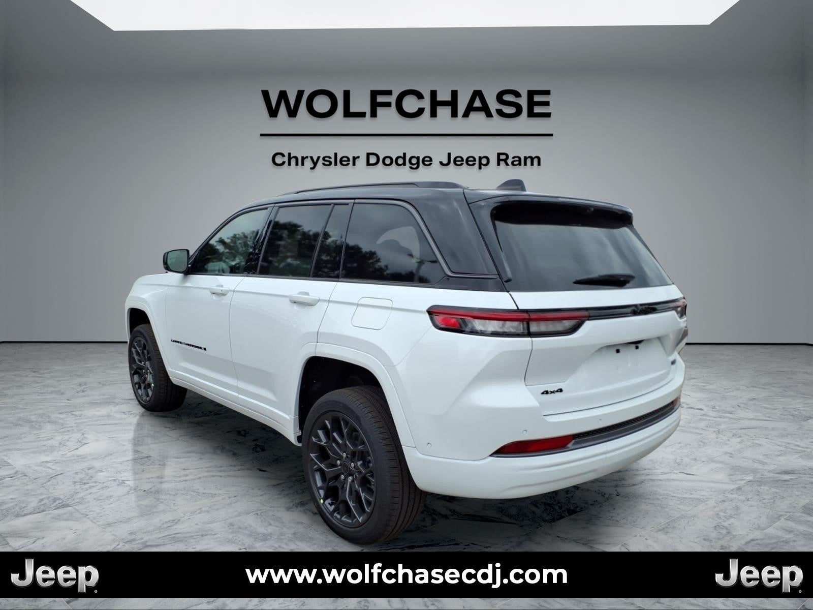 2027 Jeep Grand Cherokee Summit
