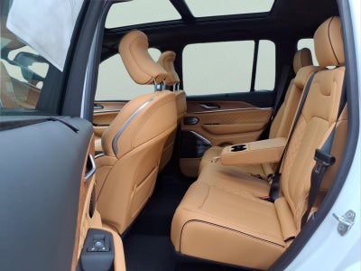 2026 Jeep Grand Cherokee Summit