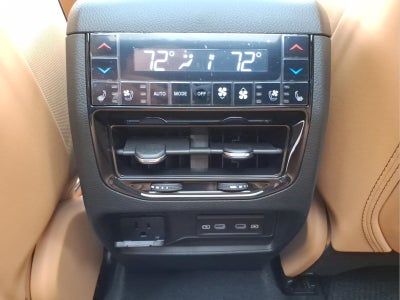 2026 Jeep Grand Cherokee Summit