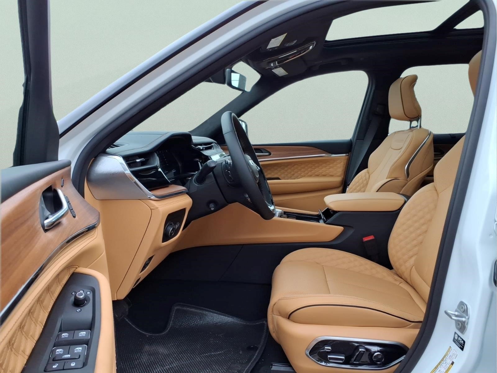 2026 Jeep Grand Cherokee Summit