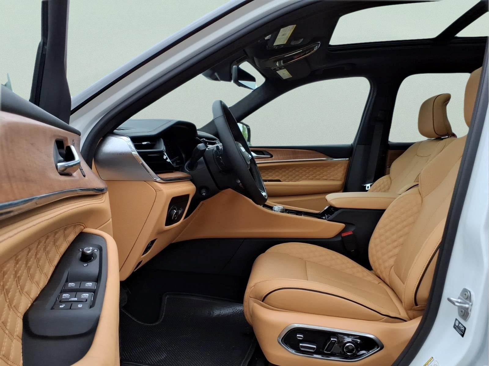 2026 Jeep Grand Cherokee Summit