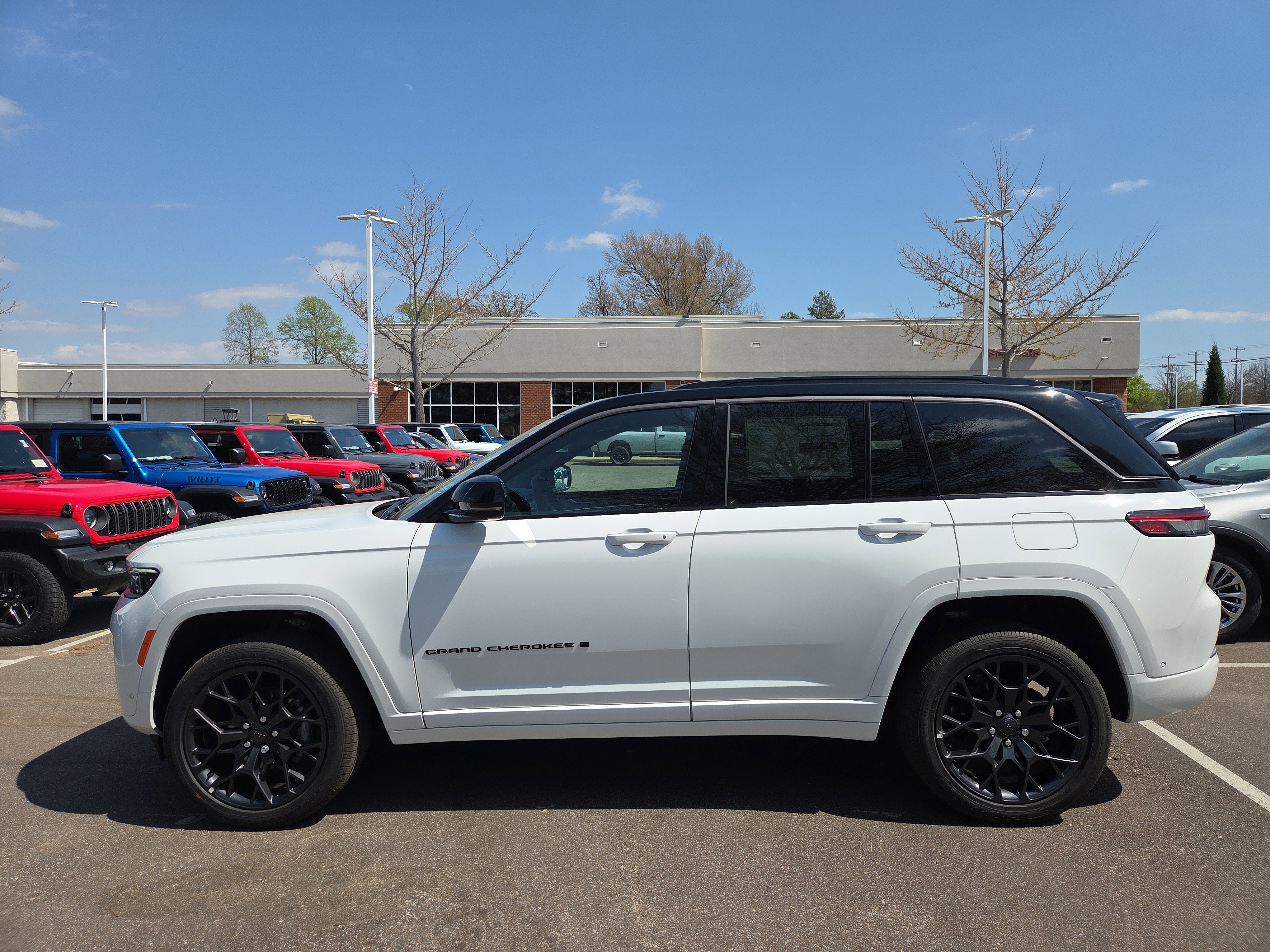 2026 Jeep Grand Cherokee Summit
