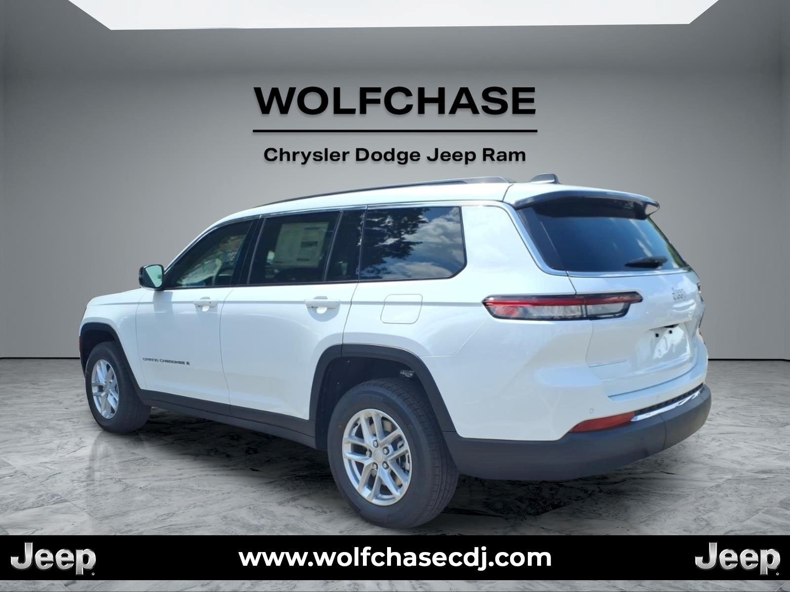 2026 Jeep Grand Cherokee Laredo X 4x2