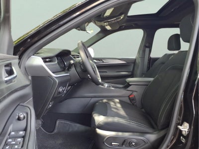 2026 Jeep Grand Cherokee Laredo X 4x2