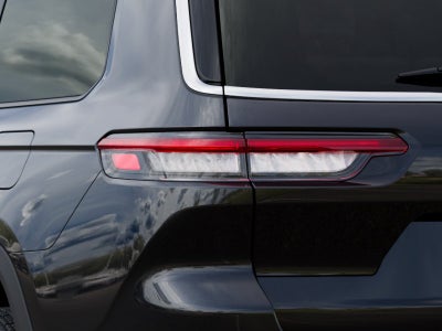 2026 Jeep Grand Cherokee Laredo X 4x2