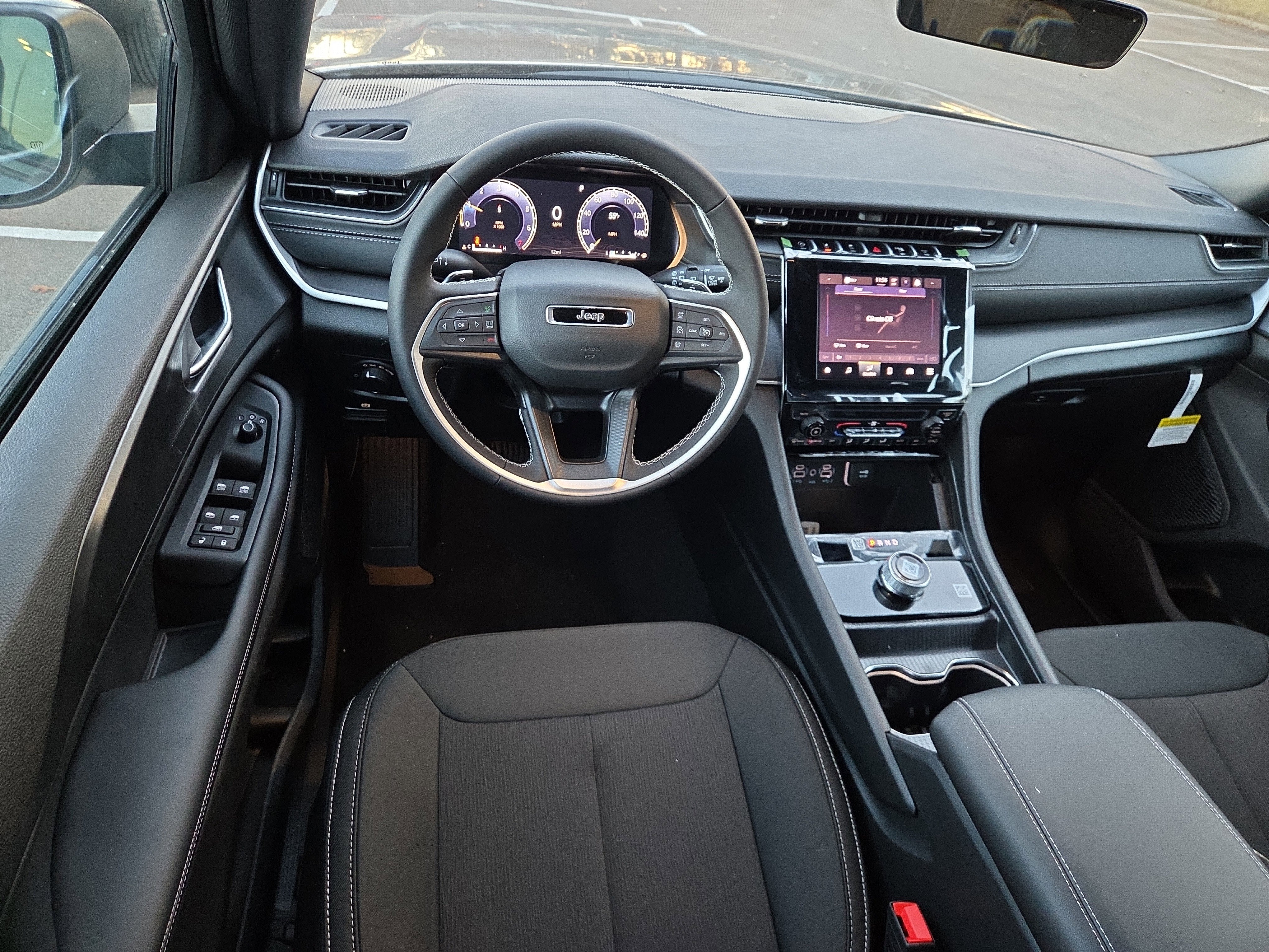 2025 Jeep Grand Cherokee Laredo X