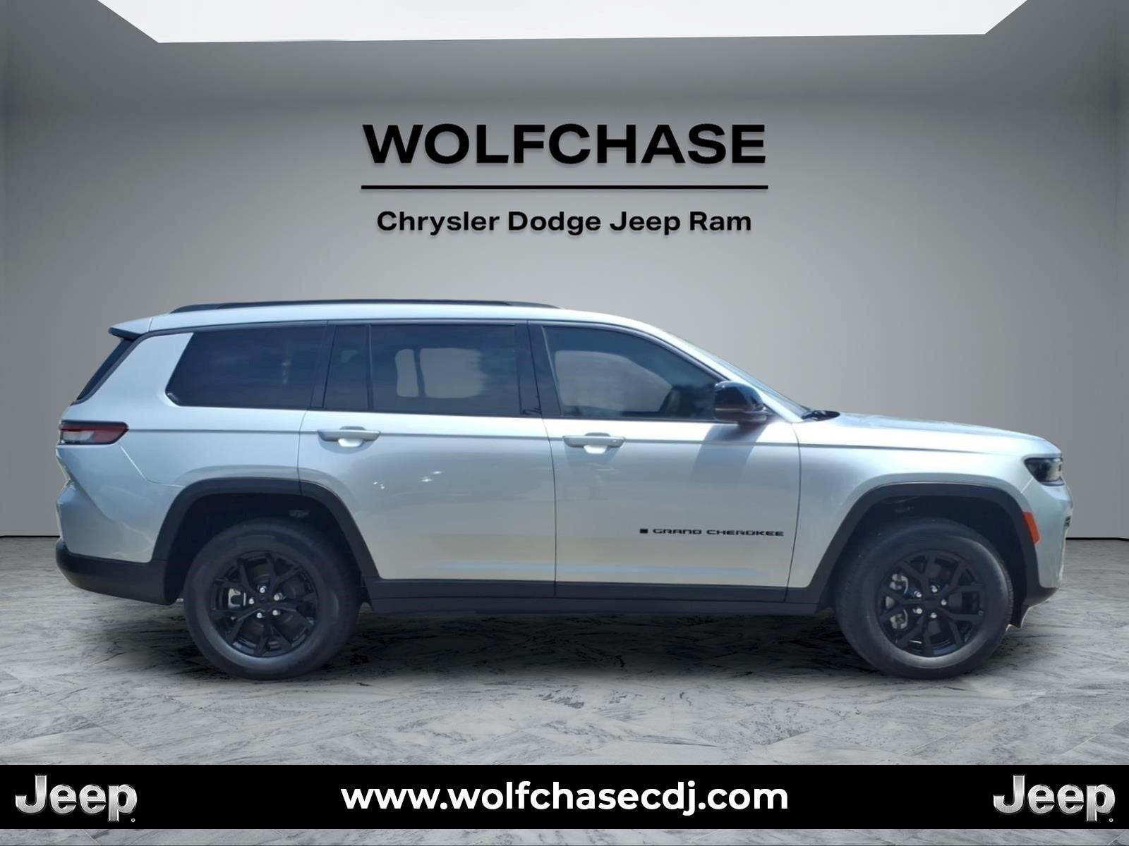 2026 Jeep Grand Cherokee Altitude 4x2