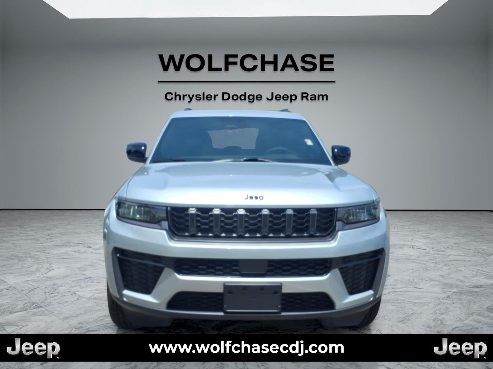 2026 Jeep Grand Cherokee Altitude 4x2