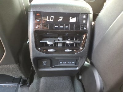 2026 Jeep Grand Cherokee Limited 4x2