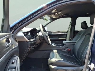 2026 Jeep Grand Cherokee Limited 4x2