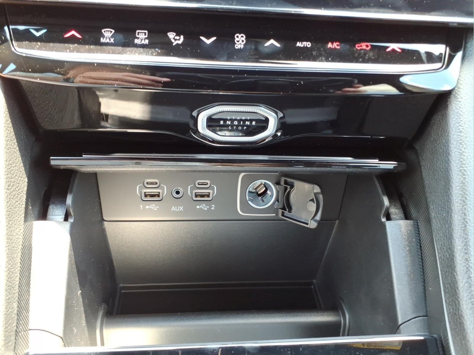 2026 Jeep Grand Cherokee Limited 4x2