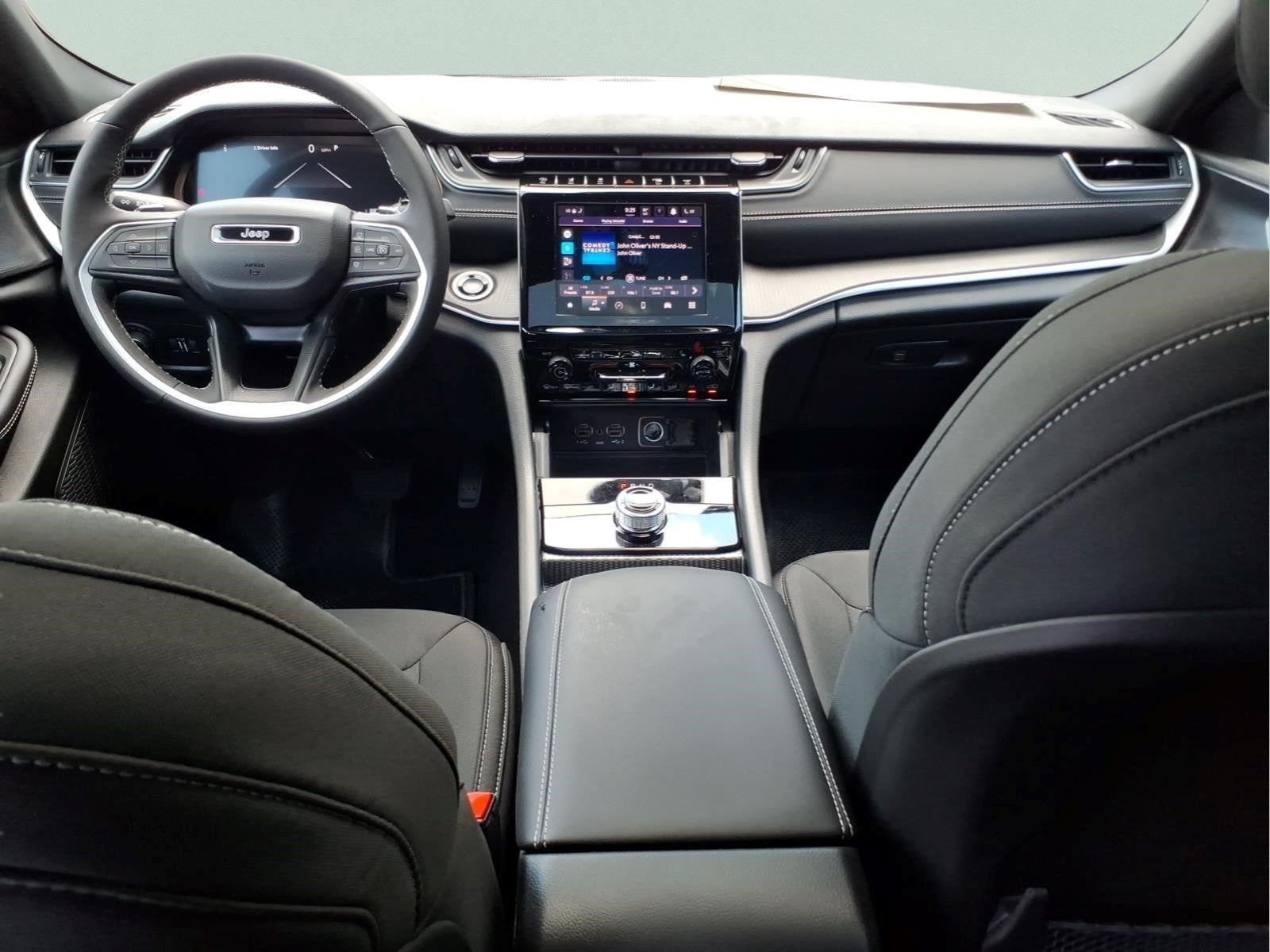 2026 Jeep Grand Cherokee Laredo X 4x4