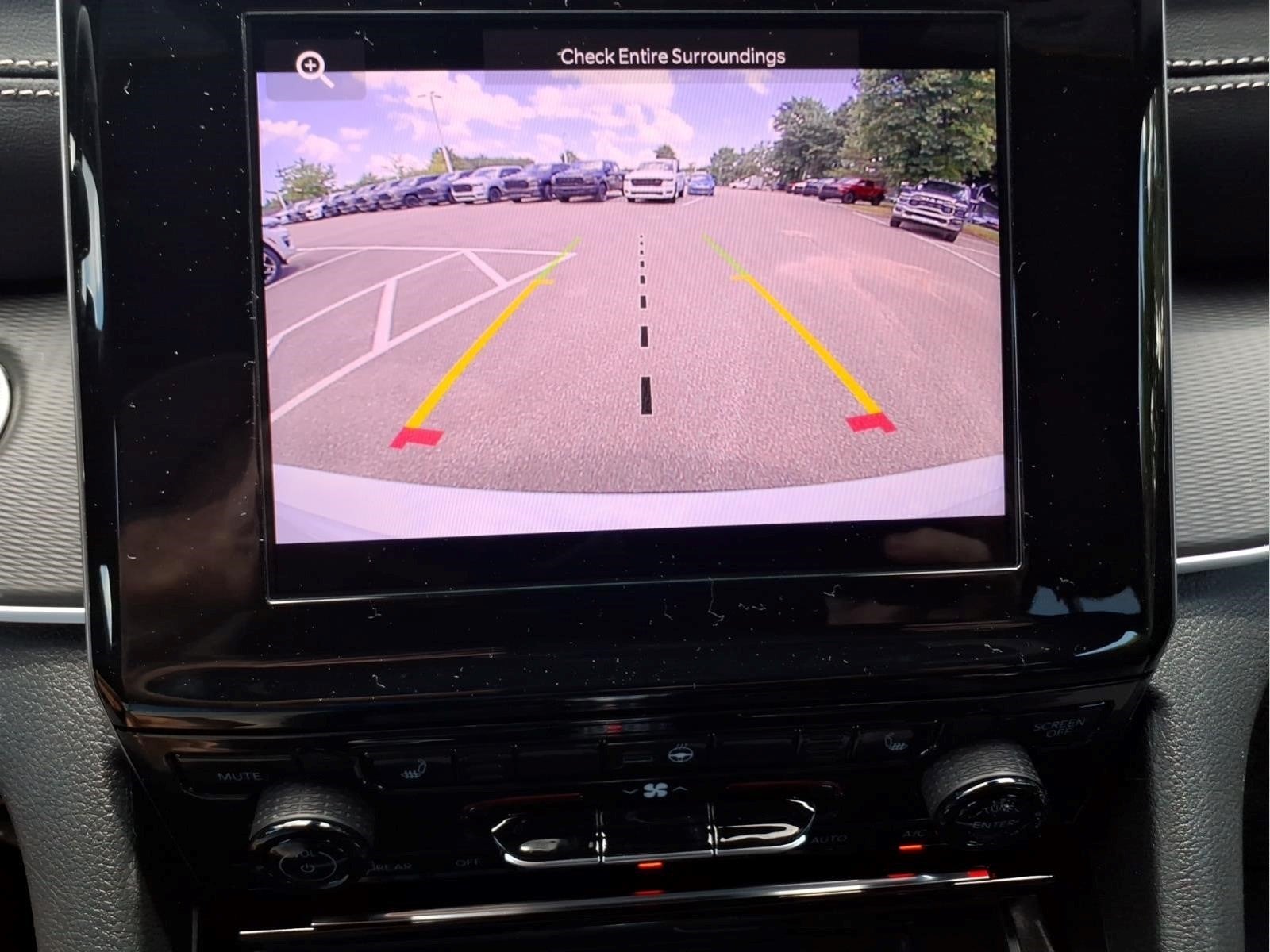 2026 Jeep Grand Cherokee Laredo X 4x4