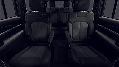 2026 Jeep Grand Cherokee Laredo X 4x4