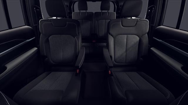2026 Jeep Grand Cherokee Laredo X 4x4