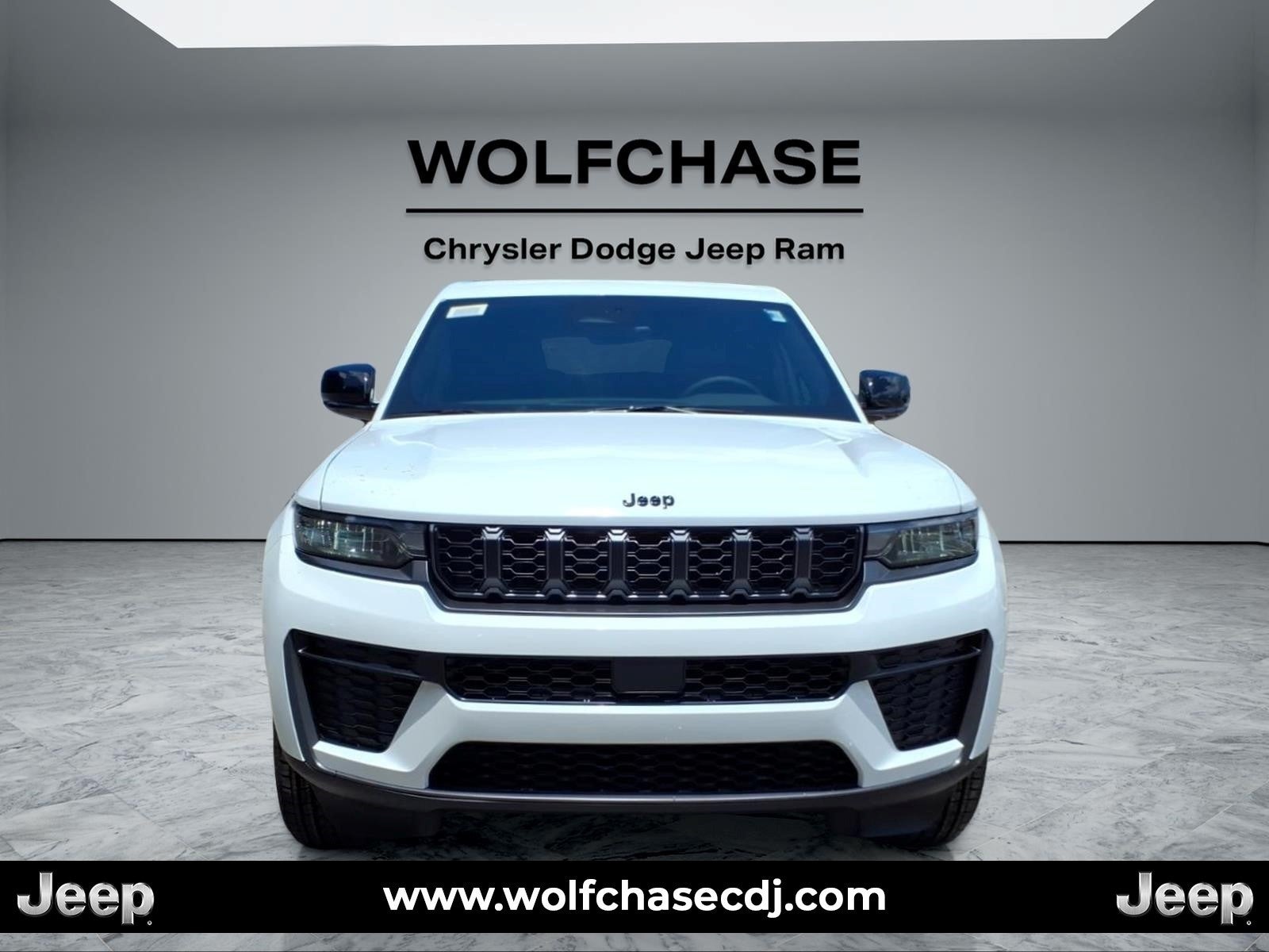 2026 Jeep Grand Cherokee Altitude 4x4