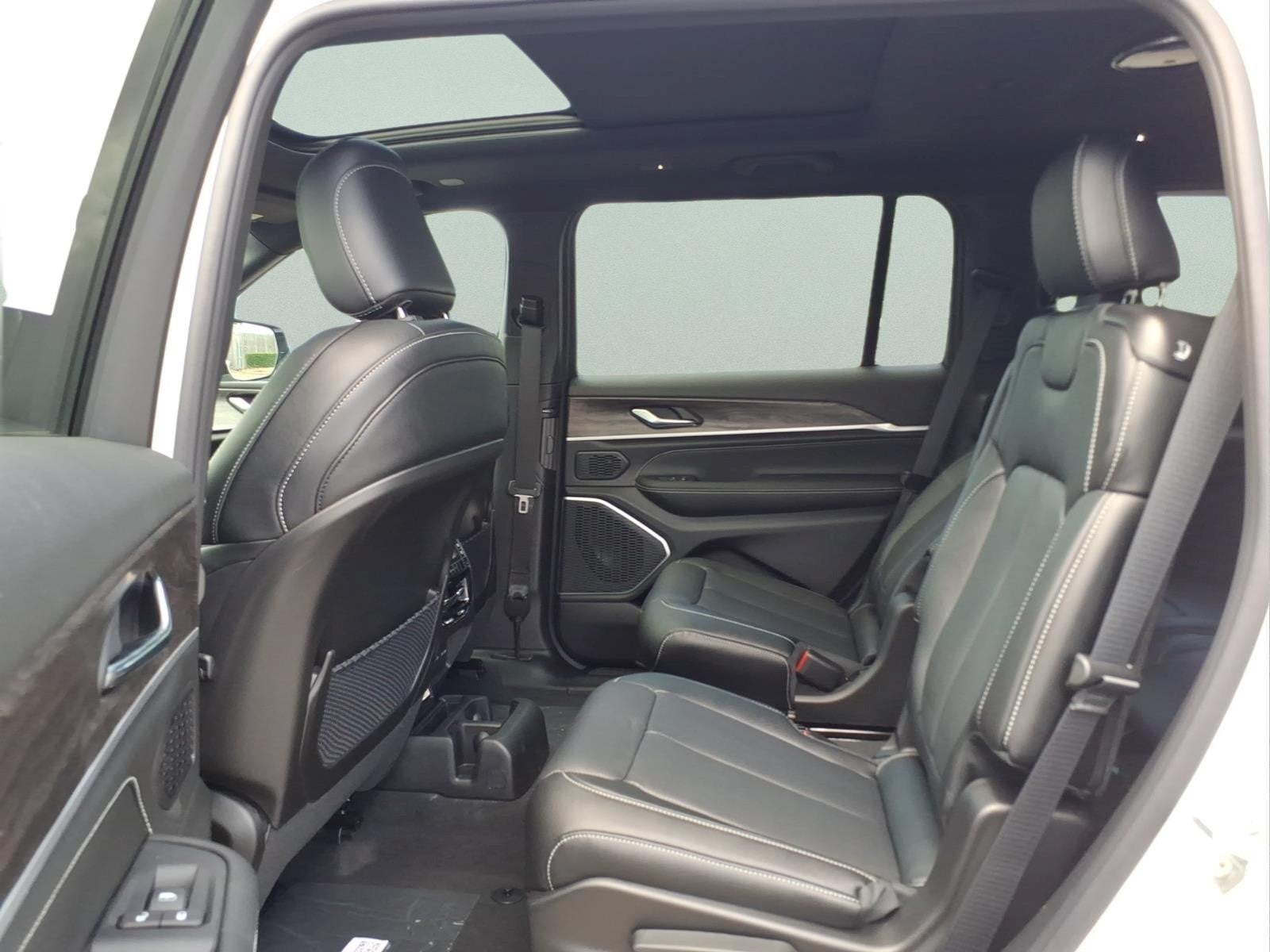 2026 Jeep Grand Cherokee Limited Reserve 4x4