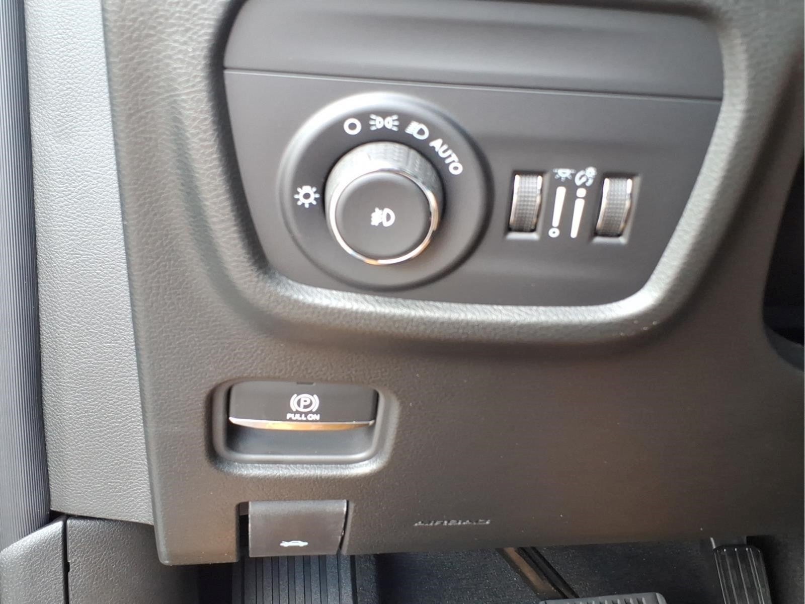 2026 Jeep Grand Cherokee Limited Reserve 4x4