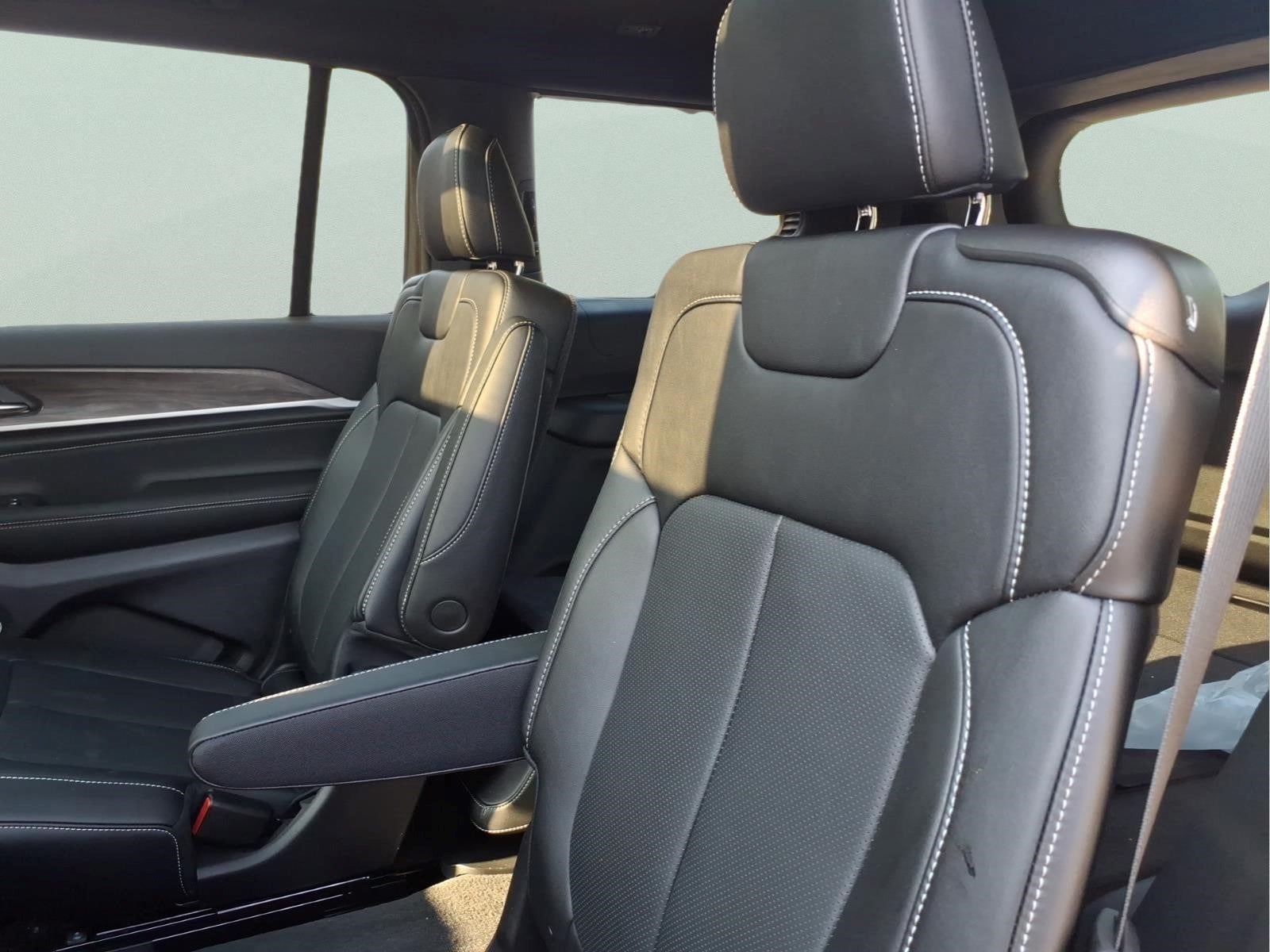 2026 Jeep Grand Cherokee Limited Reserve 4x4