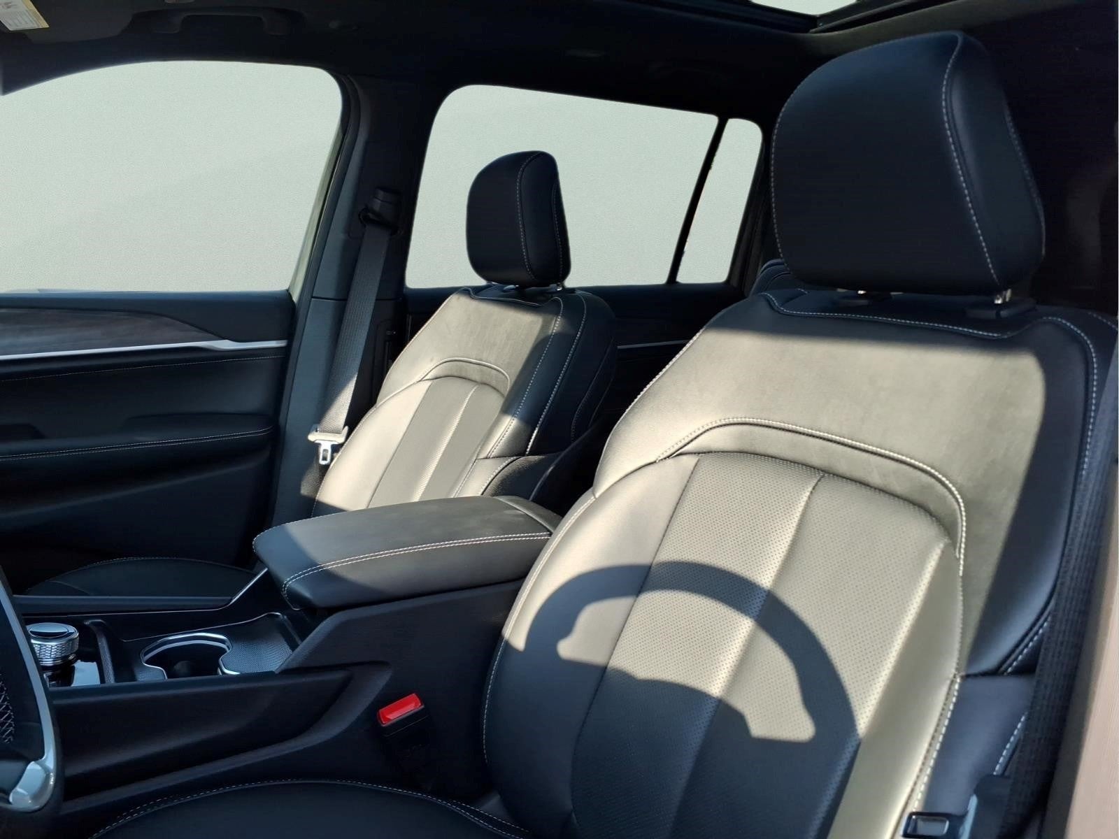 2026 Jeep Grand Cherokee Limited Reserve 4x4