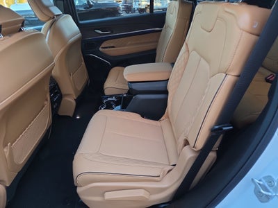 2025 Jeep Grand Cherokee Summit