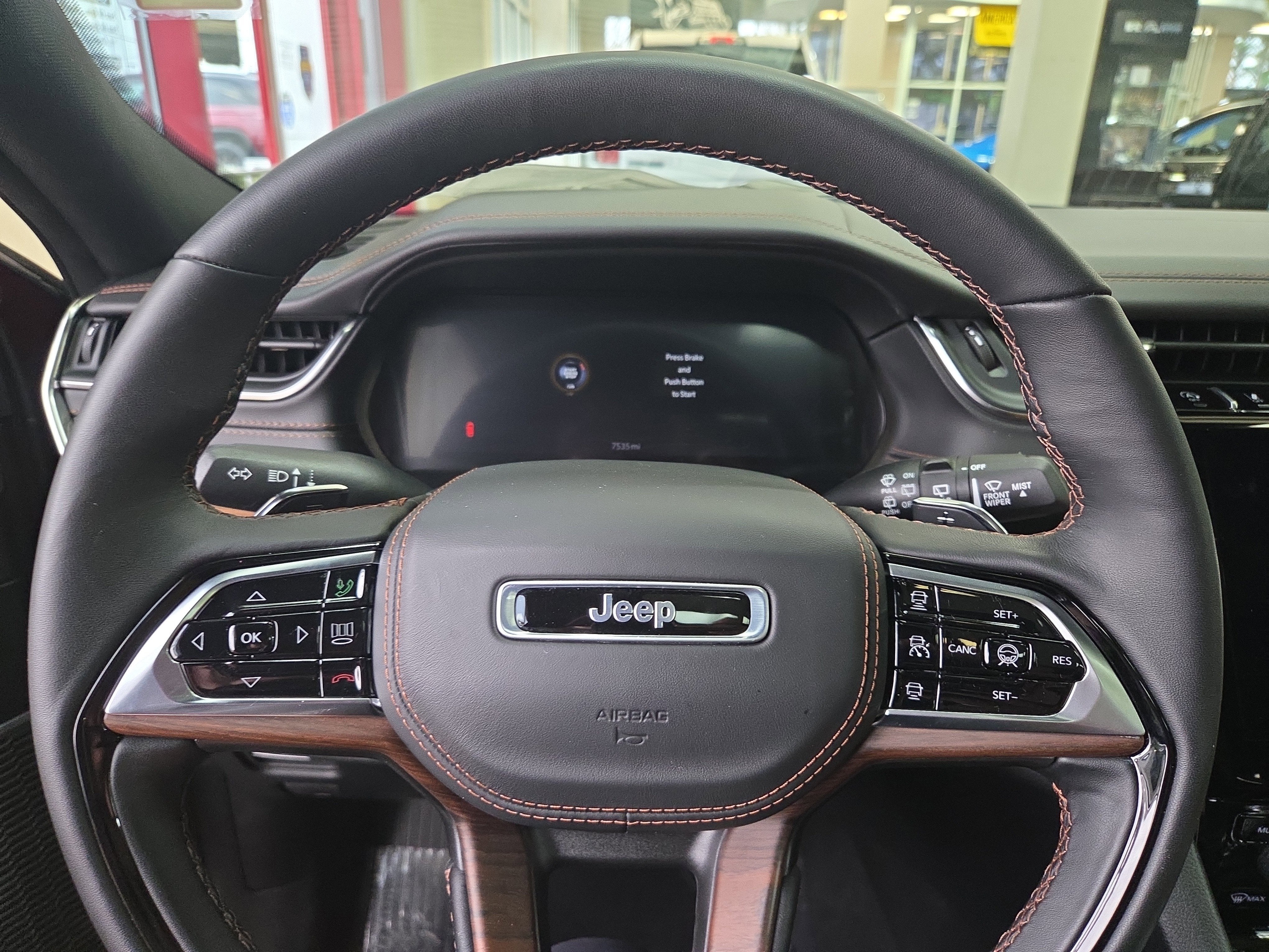 2025 Jeep Grand Cherokee Summit