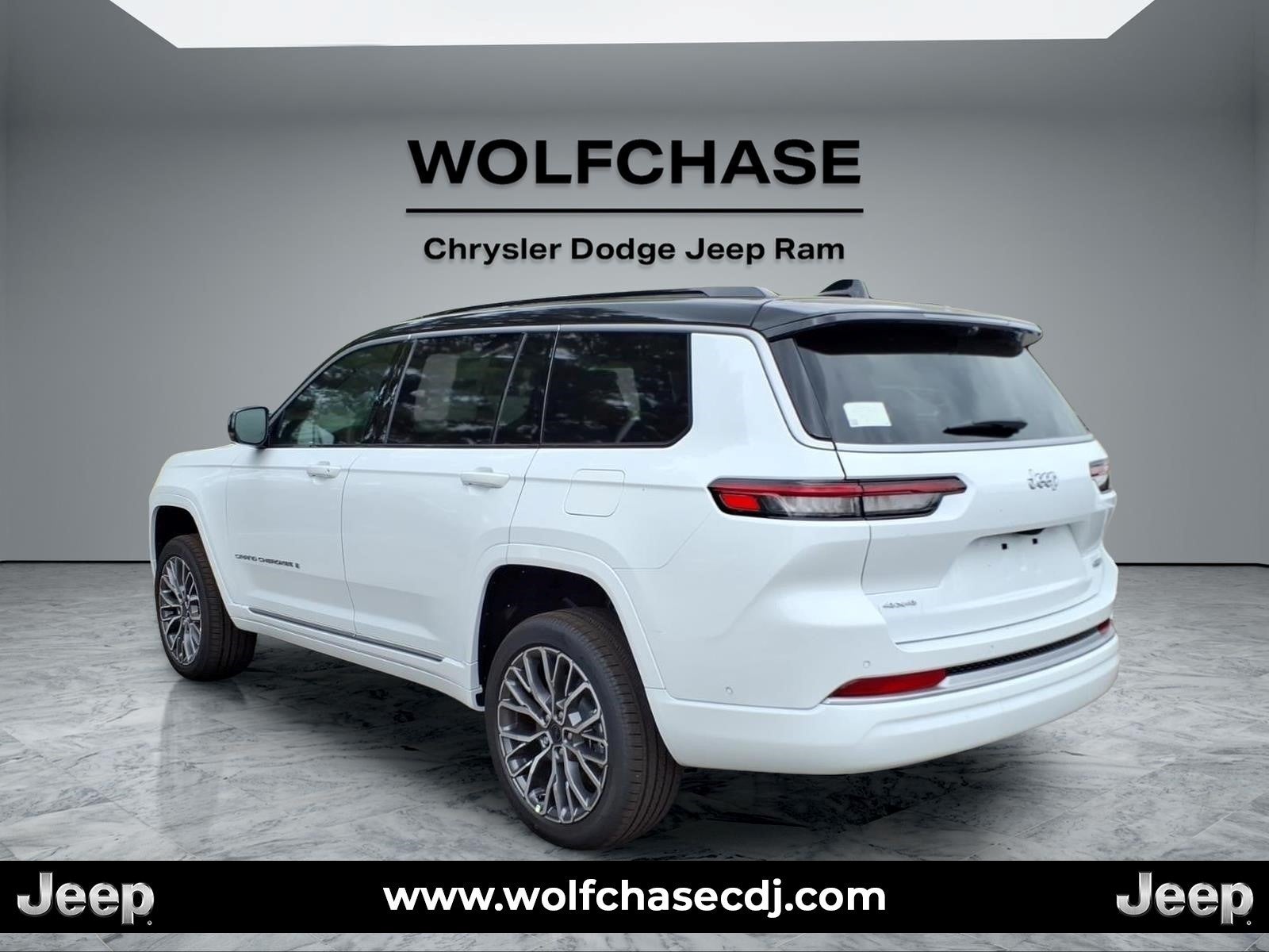 2027 Jeep Grand Cherokee Summit