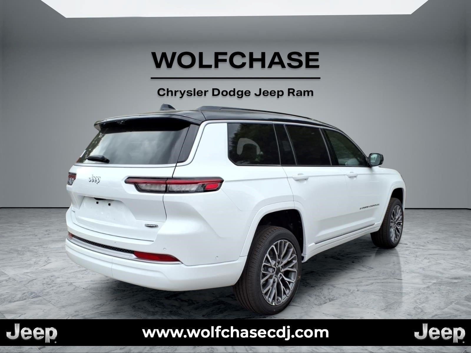 2027 Jeep Grand Cherokee Summit