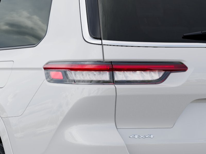 2027 Jeep Grand Cherokee Summit