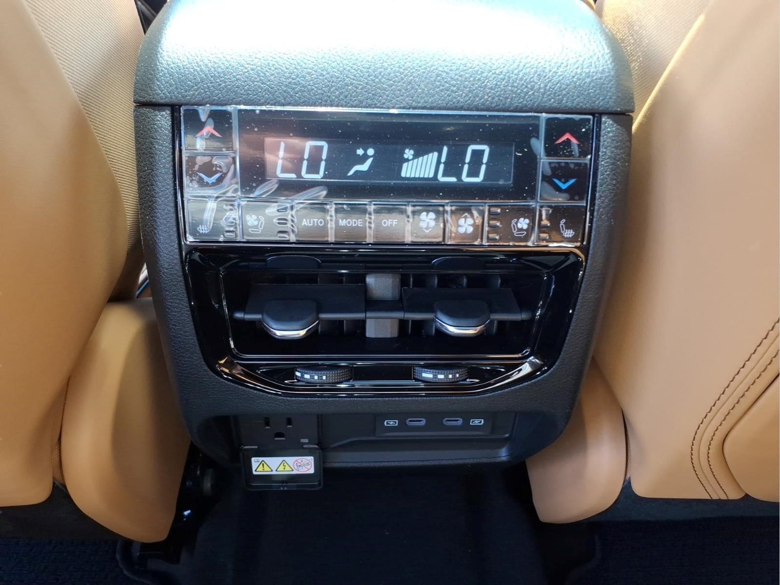 2026 Jeep Grand Cherokee Summit 4x4