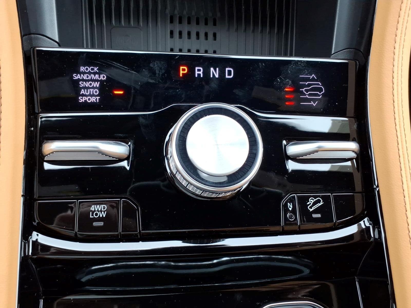2027 Jeep Grand Cherokee Summit