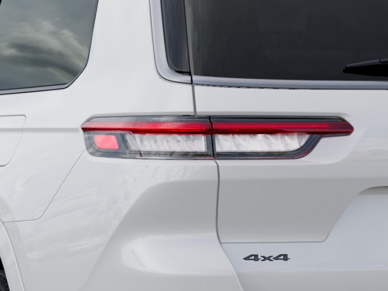 2027 Jeep Grand Cherokee Summit
