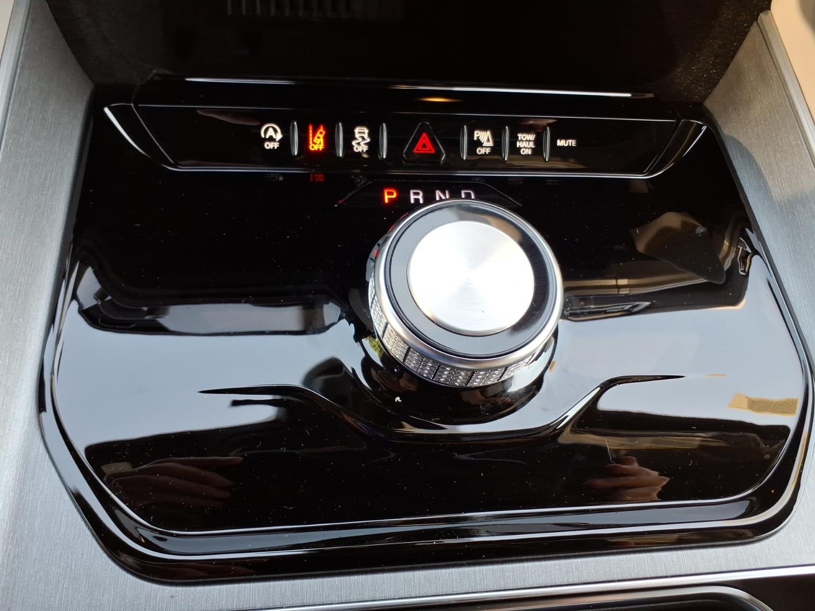 2026 Jeep Grand Wagoneer Base