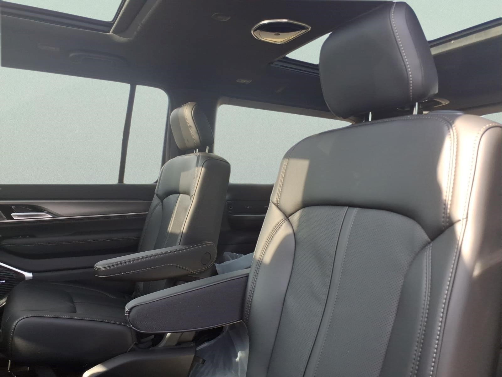 2026 Jeep Grand Wagoneer Upland